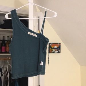 Yeah off the shoulder